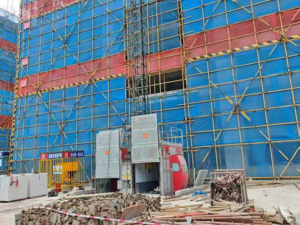 建筑施工升降机